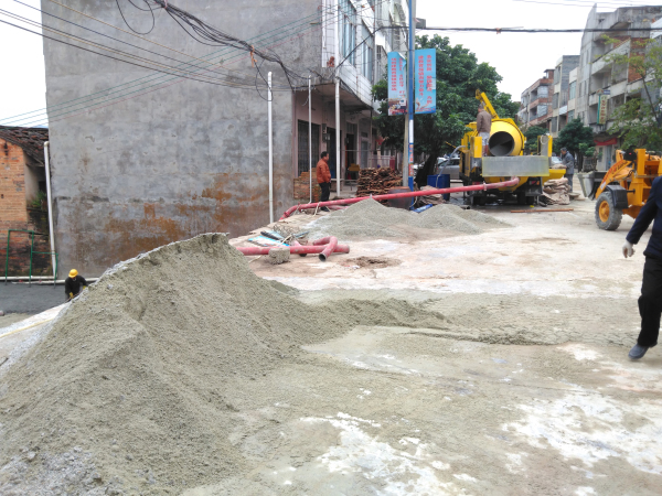 车载搅拌泵广东化州工地现场沙子与石头